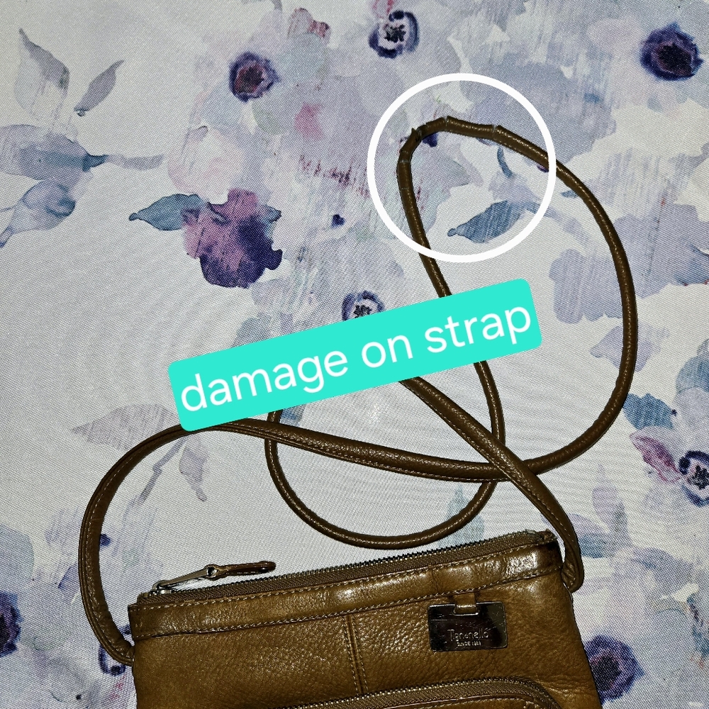 Tignanello leather crossbody purse - Picture 10 of 15